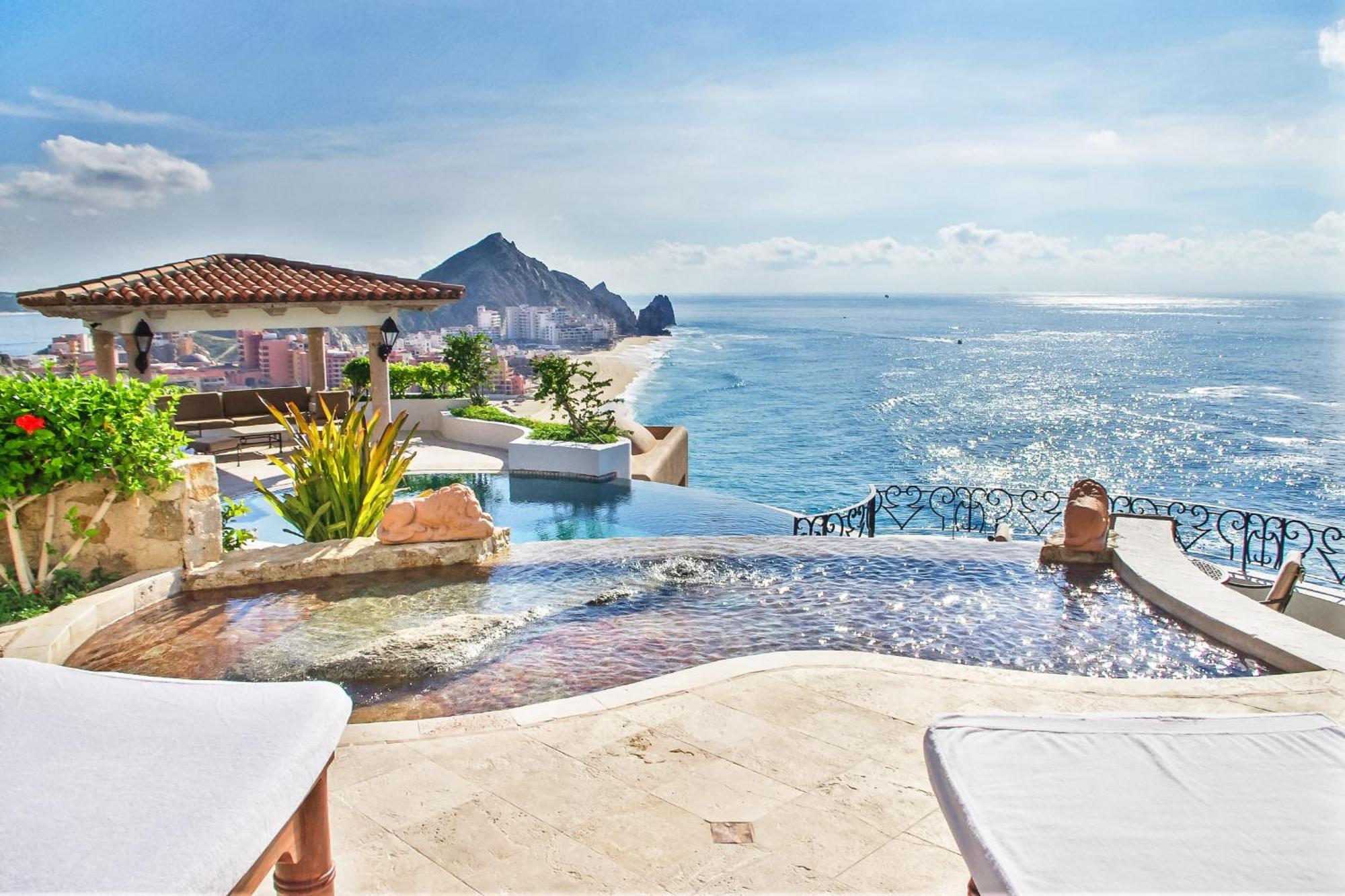La Roca Villa Cabo San Lucas