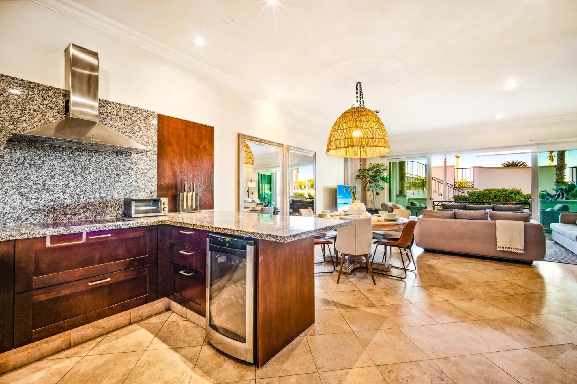 Apartment Perfect Location Relax In Style Minutes From
