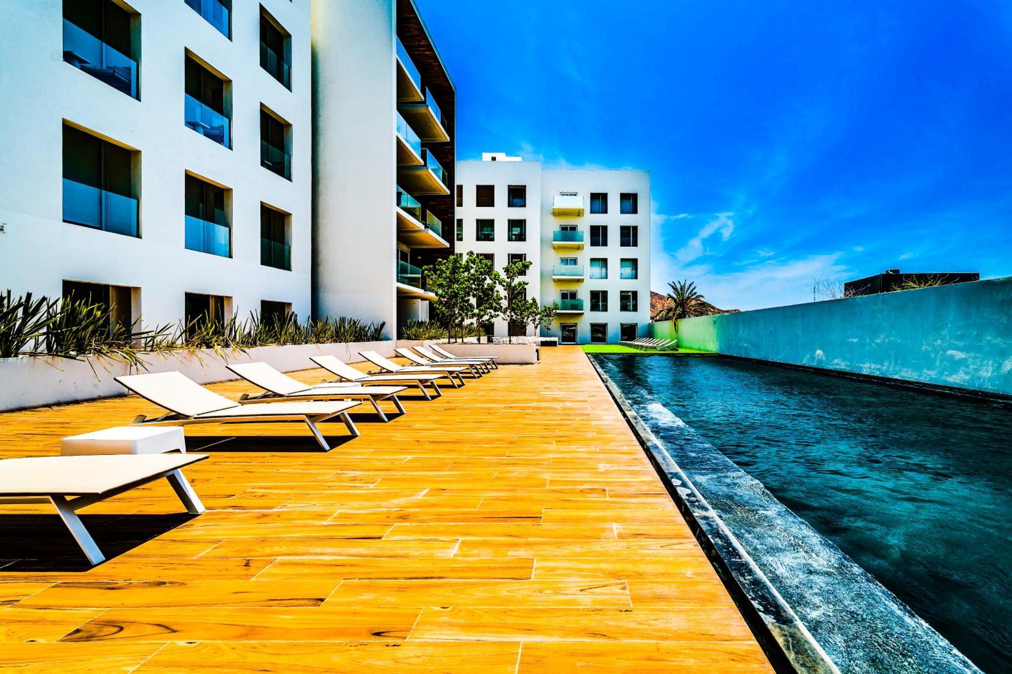 Treat Yourself To Opulence In Exclusive * Cabo San Lucas
