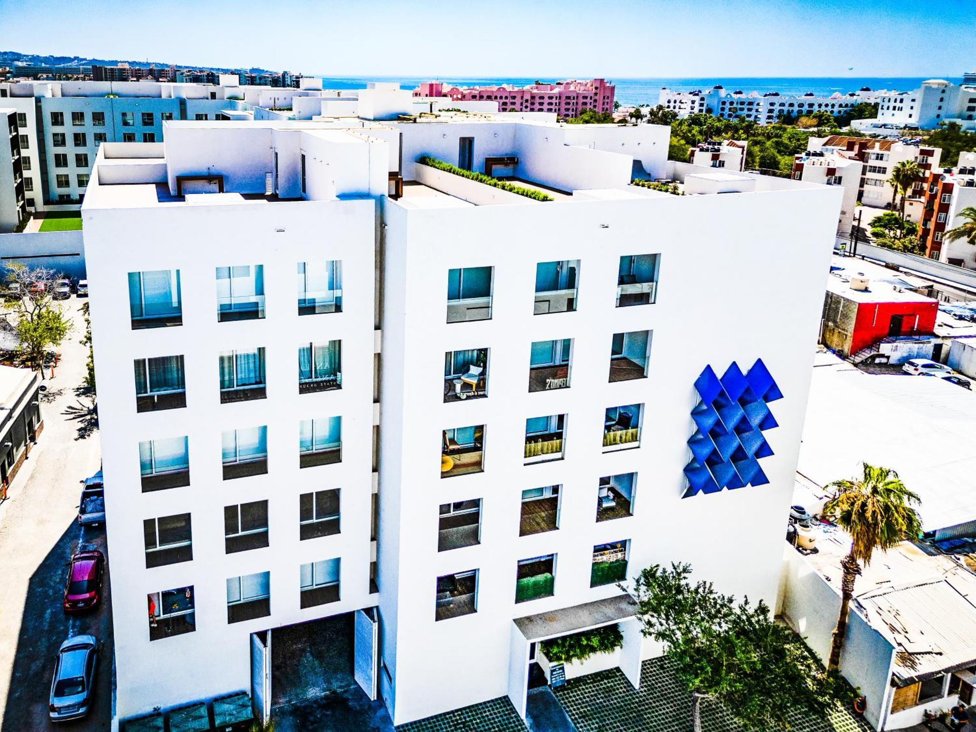 Treat Yourself To Opulence In Exclusive Apartment Cabo San Lucas