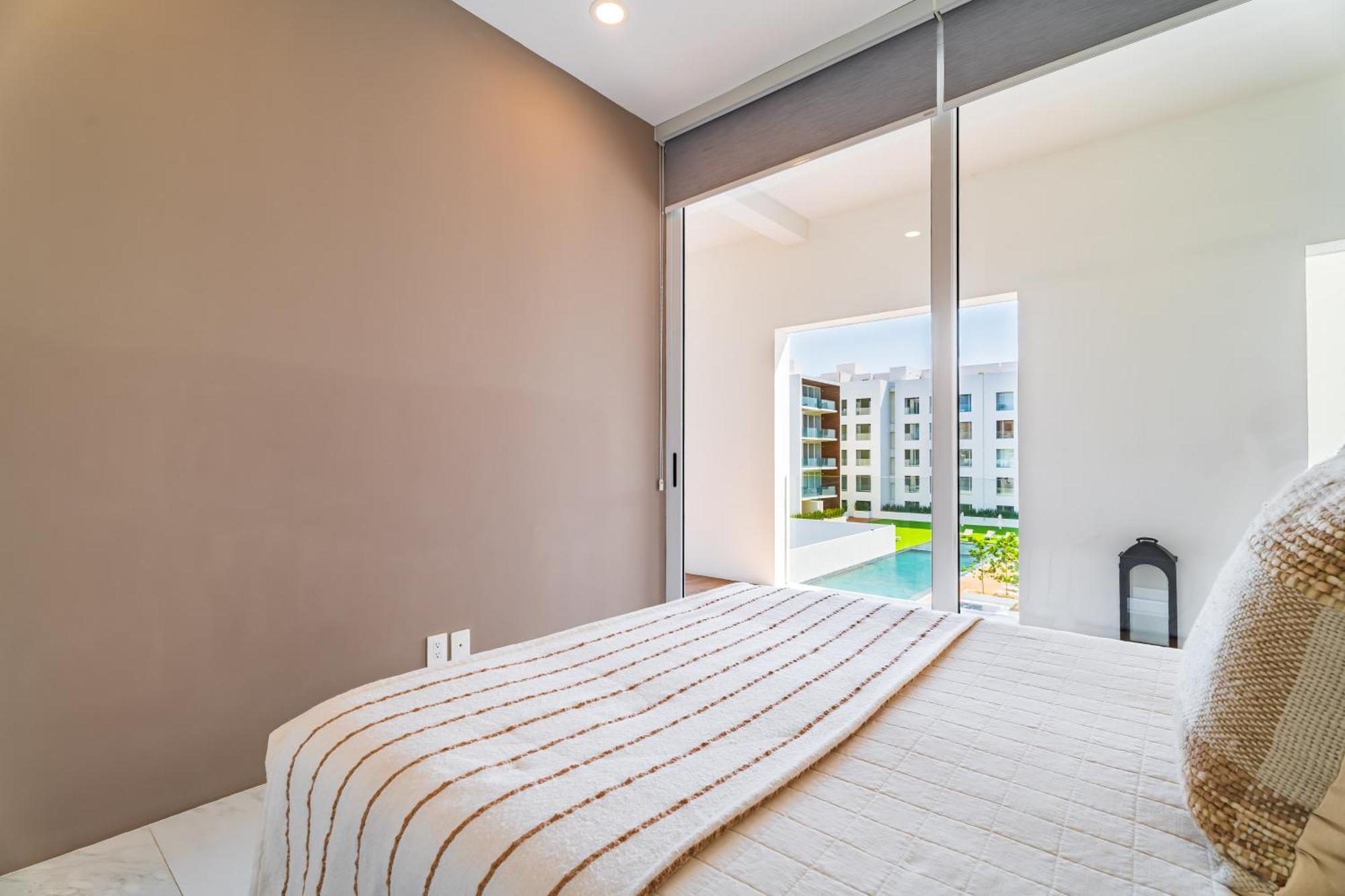 Treat Yourself To Opulence In Exclusive Apartment