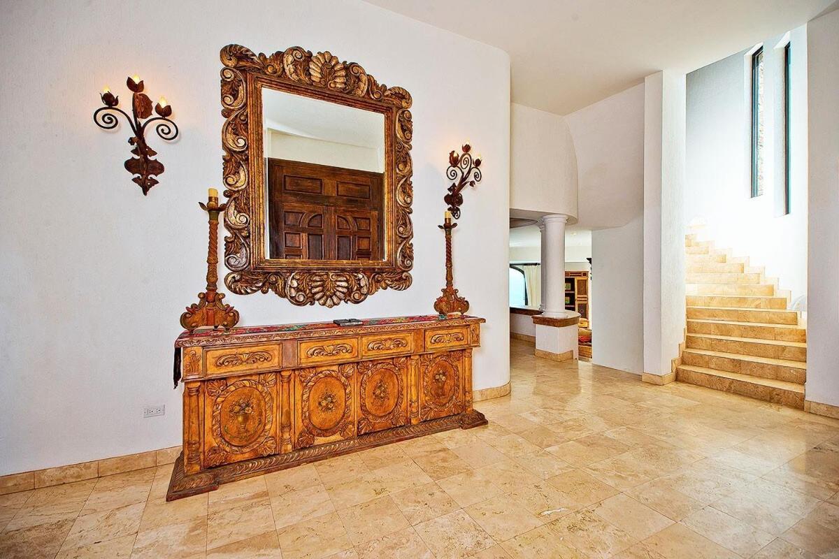 Wake Up To Paradise In Cabo Villa