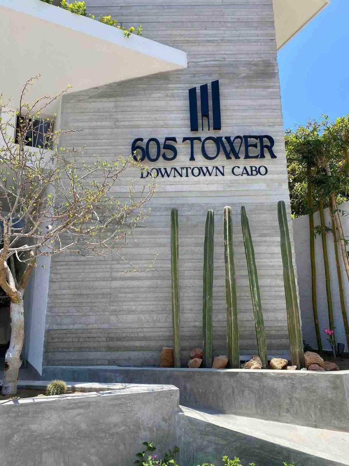 605 Tower Cabos Apartment *