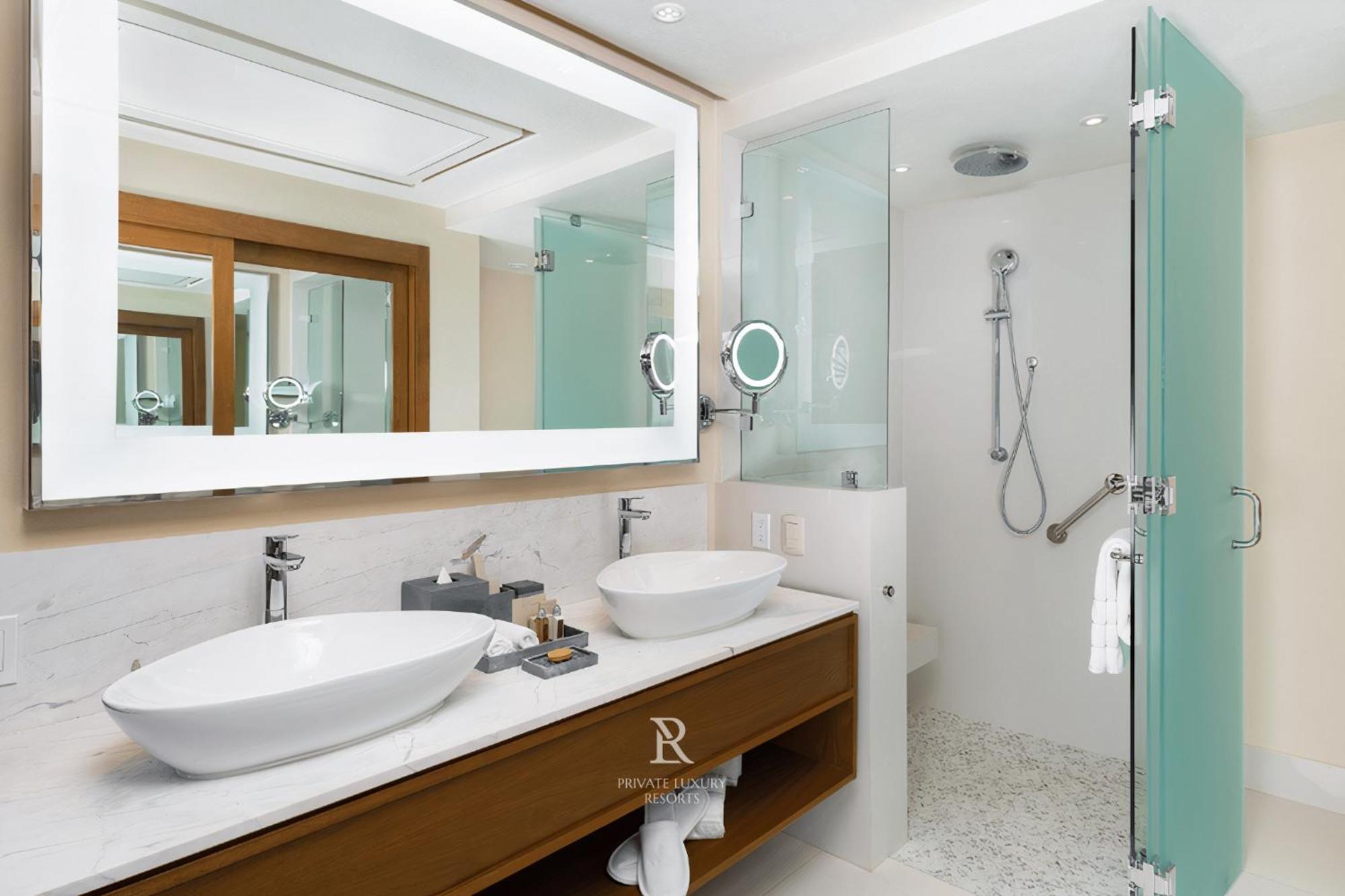 Three Bd Penthouse Ocean Front-villa La Valencia
