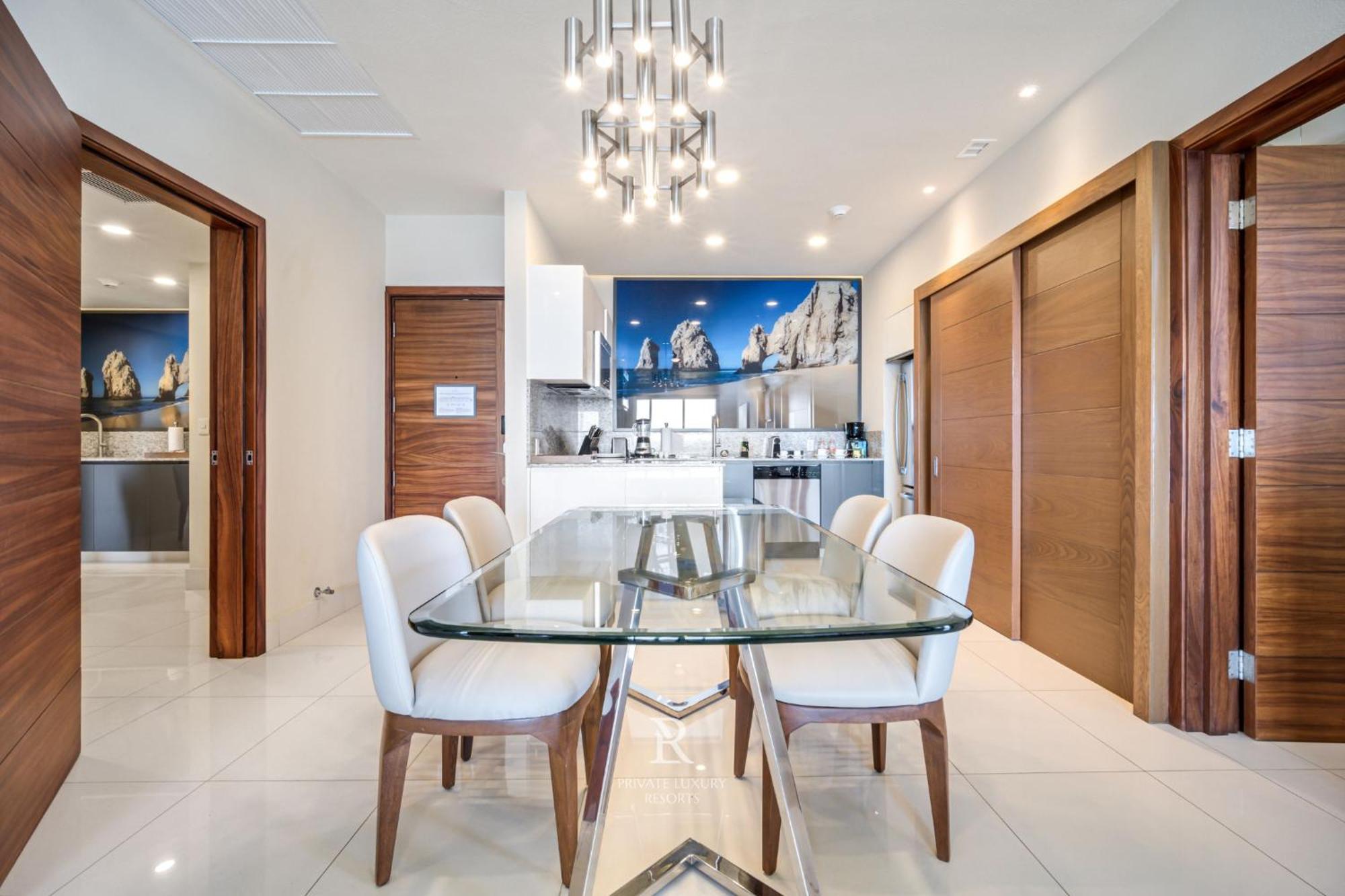 Resort Three Bdr Ocean Front Lockoff - La Valencia
