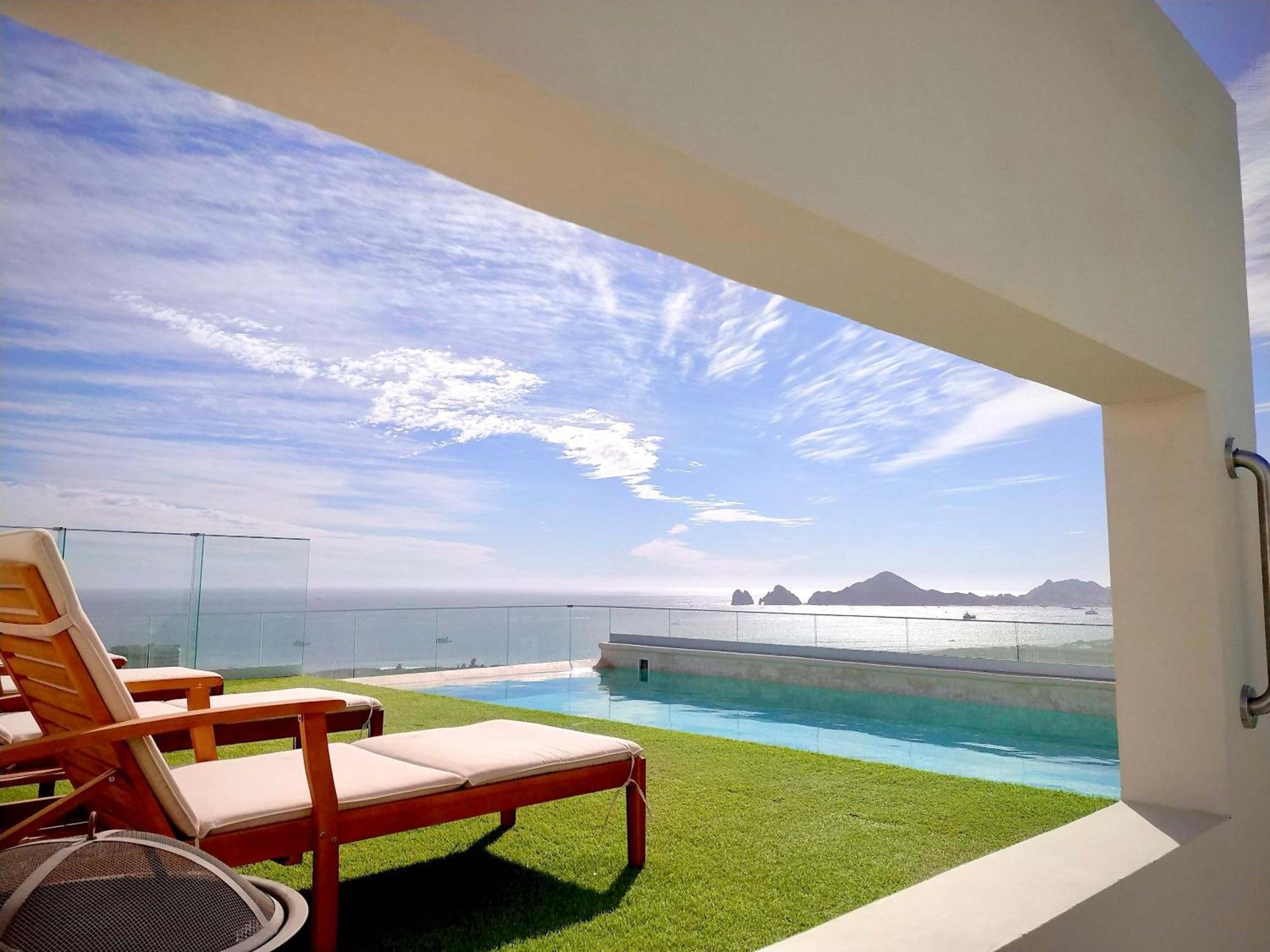 1st Floor Sea Views And Rooftop Access To The Views In Cabo Apartment Cabo San Lucas