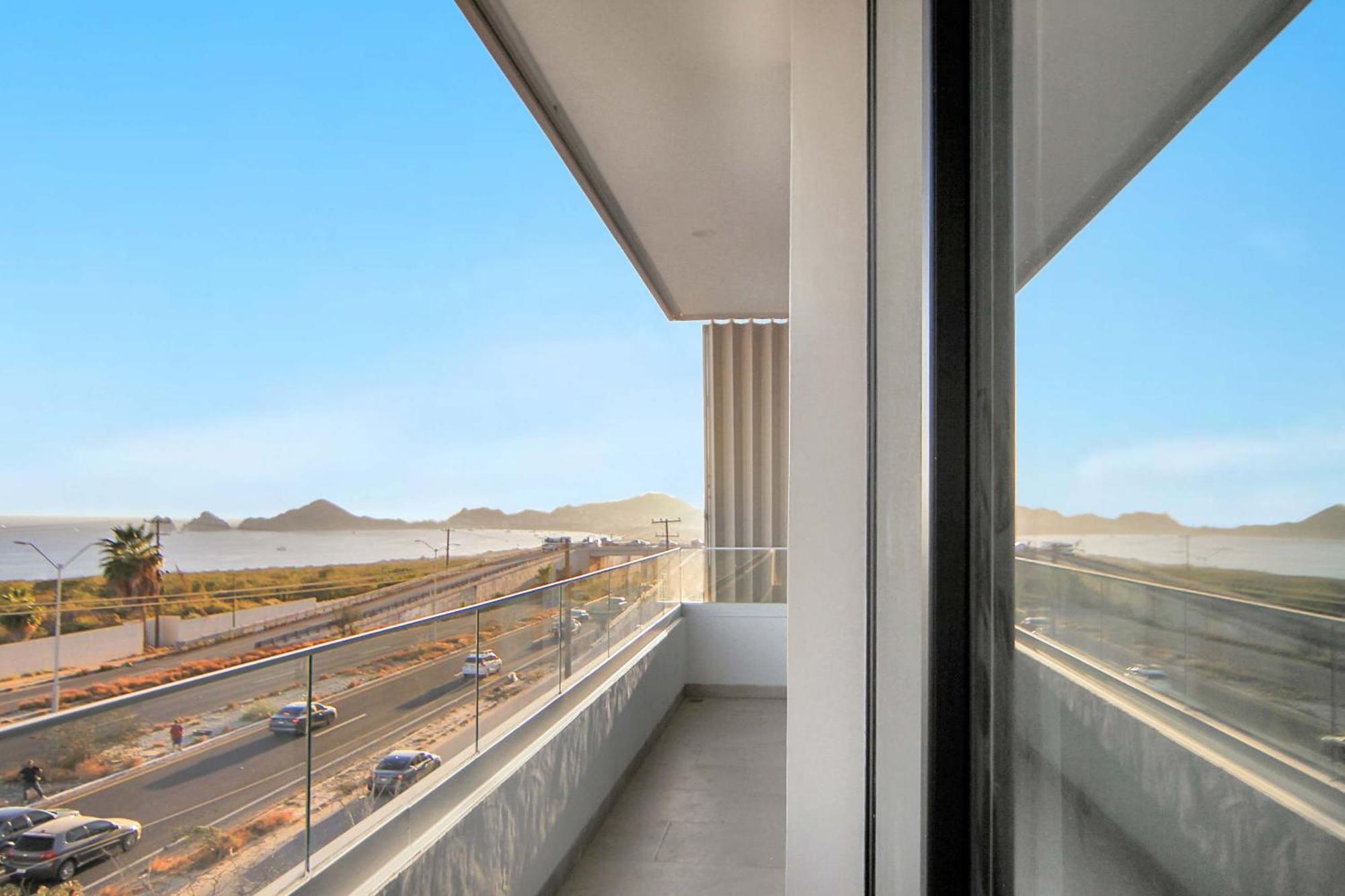 Apartment 1st Floor Sea Views And Rooftop Access To The Views In Cabo Cabo San Lucas