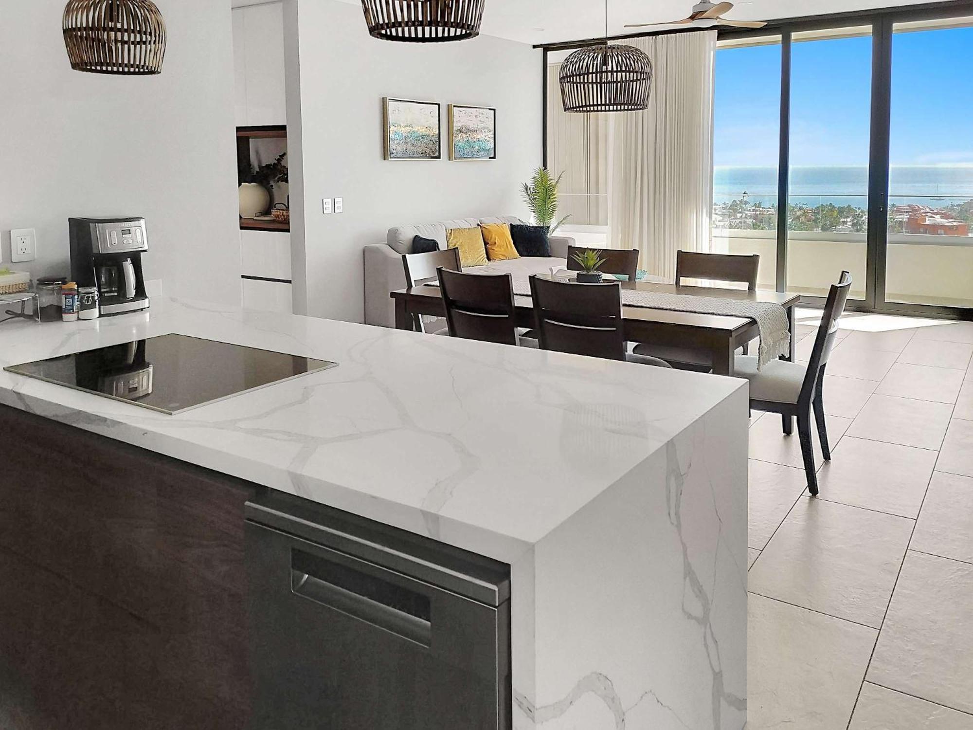 1st Floor Sea Views And Rooftop Access To The Views In Cabo Cabo San Lucas