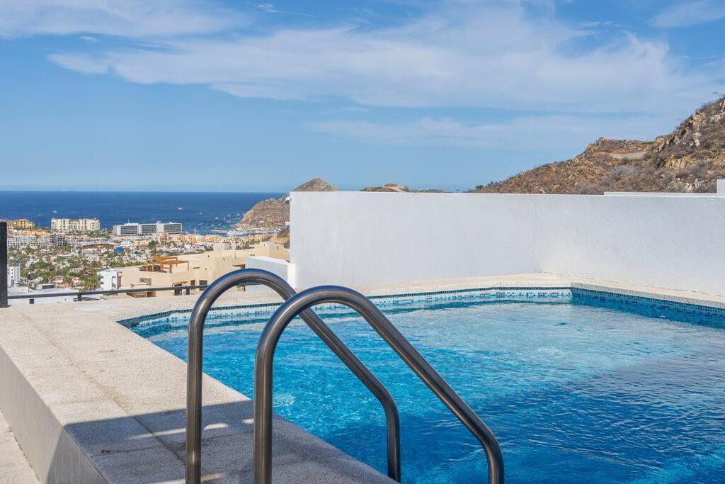 Casa Panorama - Modern New Condo, Amazing Views! Cabo San Lucas