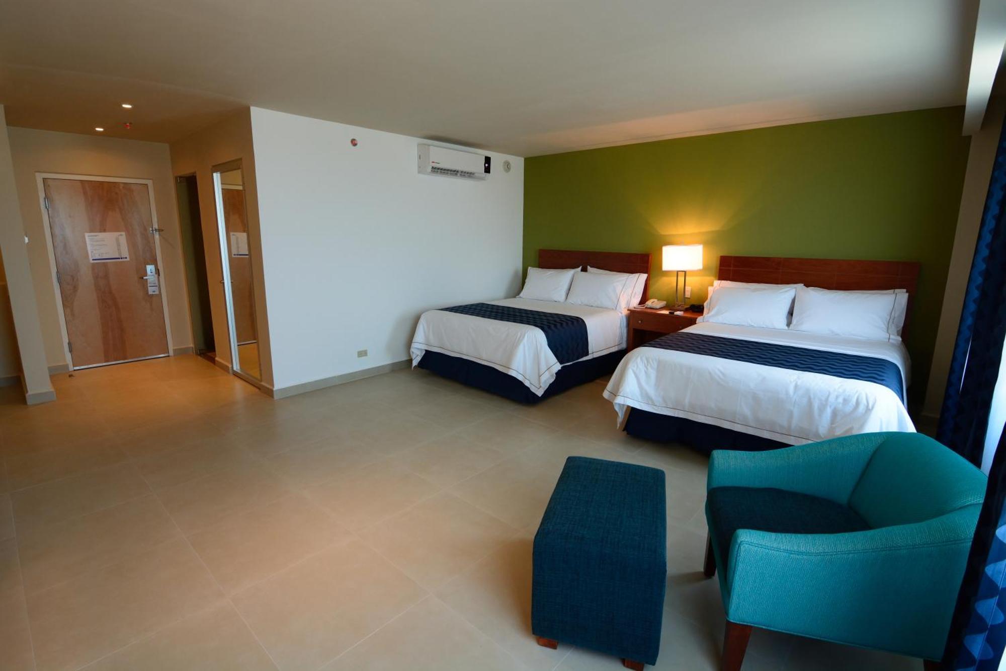 Express By Ihg Resort Cabo San Lucas