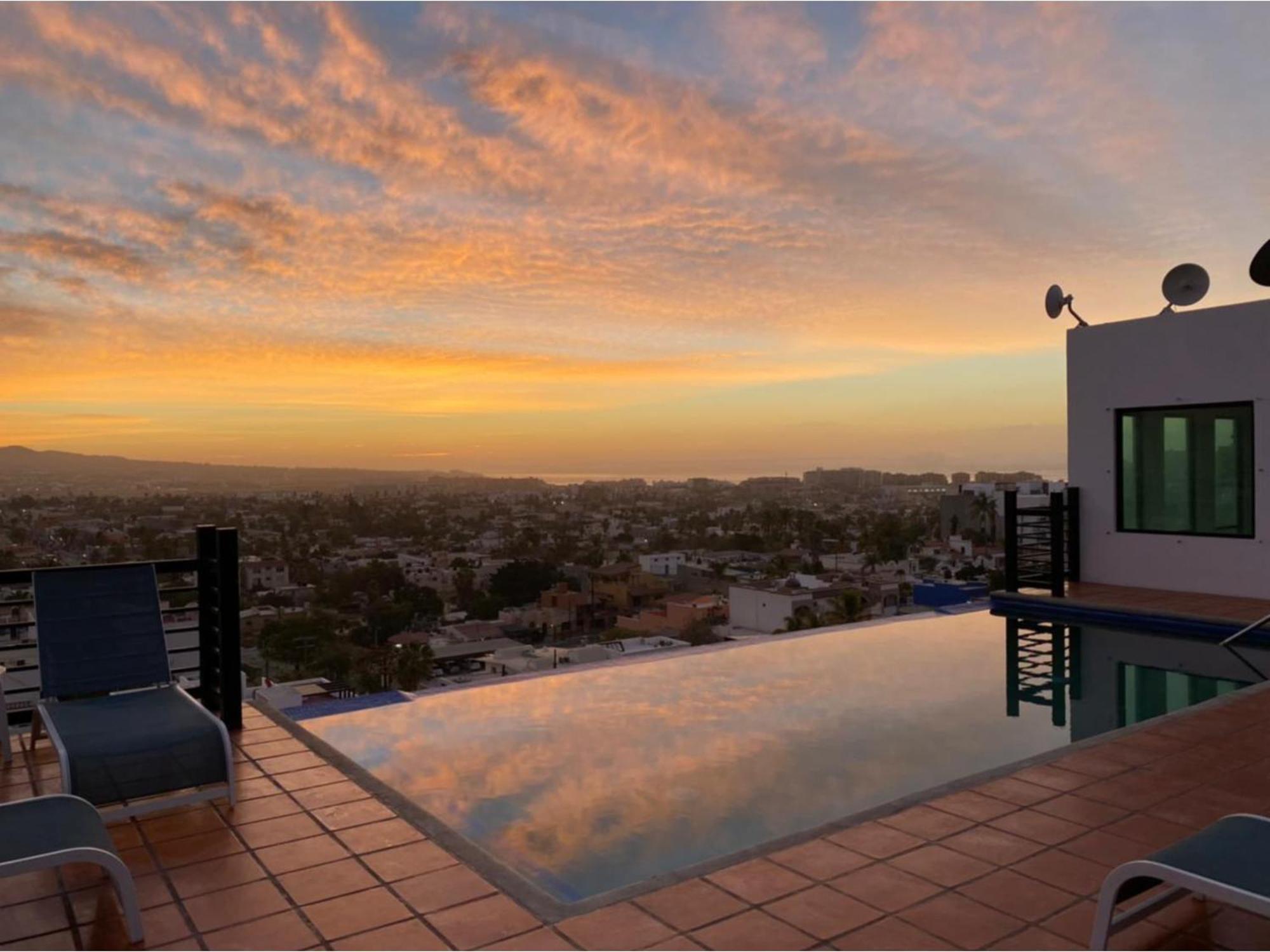 Hotel Collection O Morgan Center, Cabos