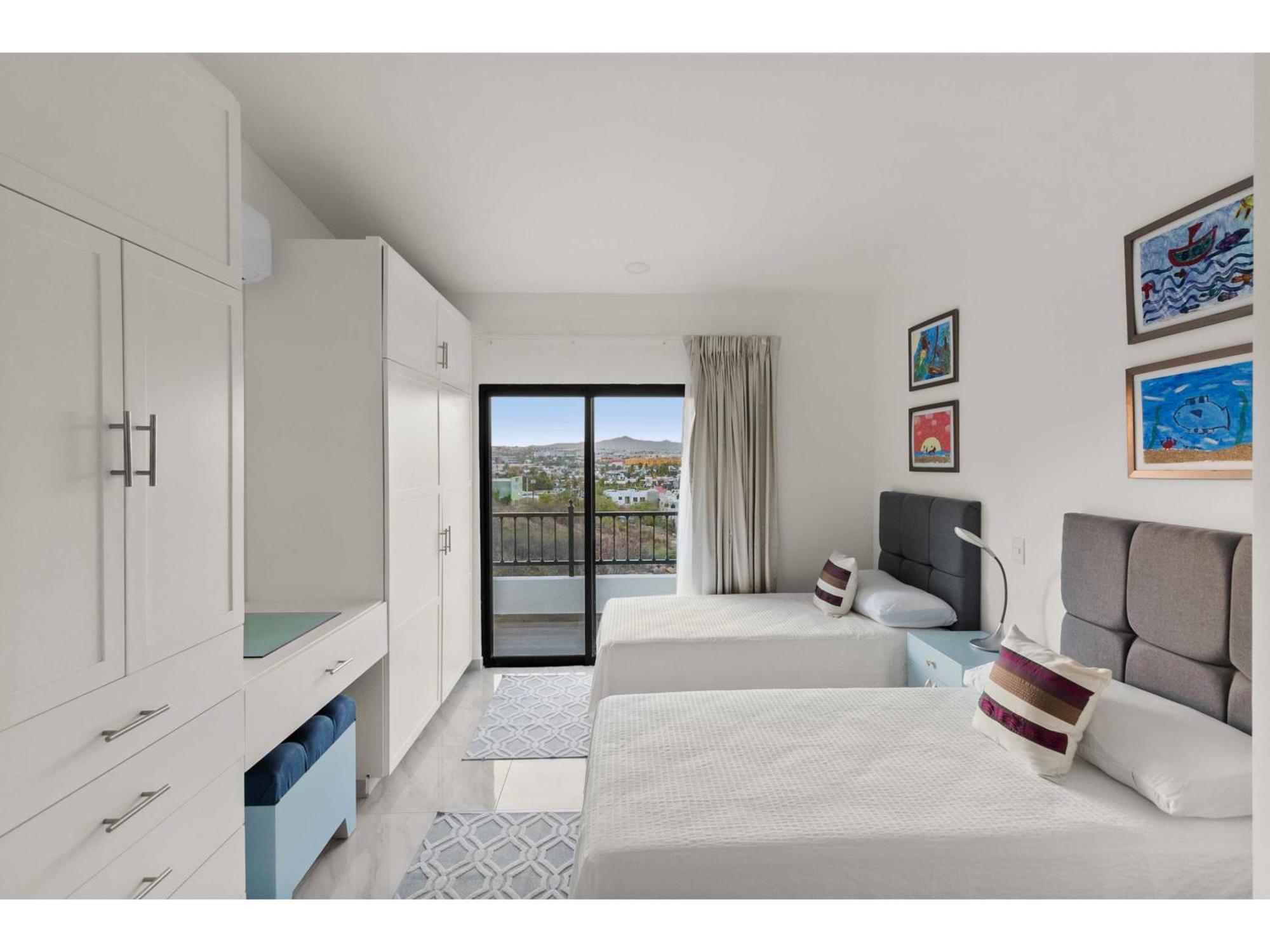Collection O Morgan Center, Cabos 5*