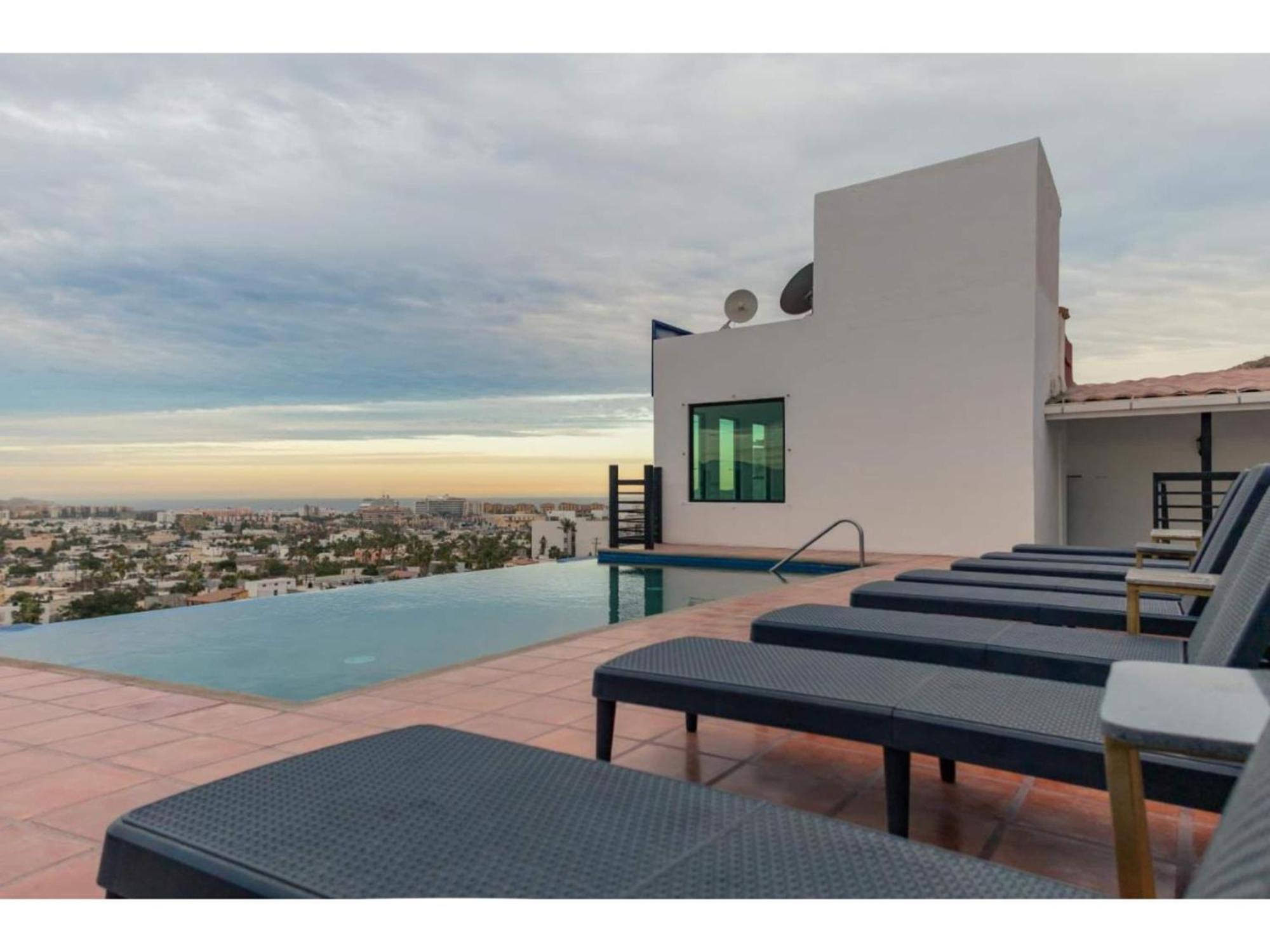 Collection O Morgan Center, Cabos Hotel 5*