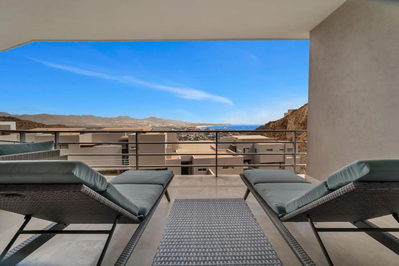 Holiday home Ocean View 2 Infinity Pools Pedregal 3 King Bed