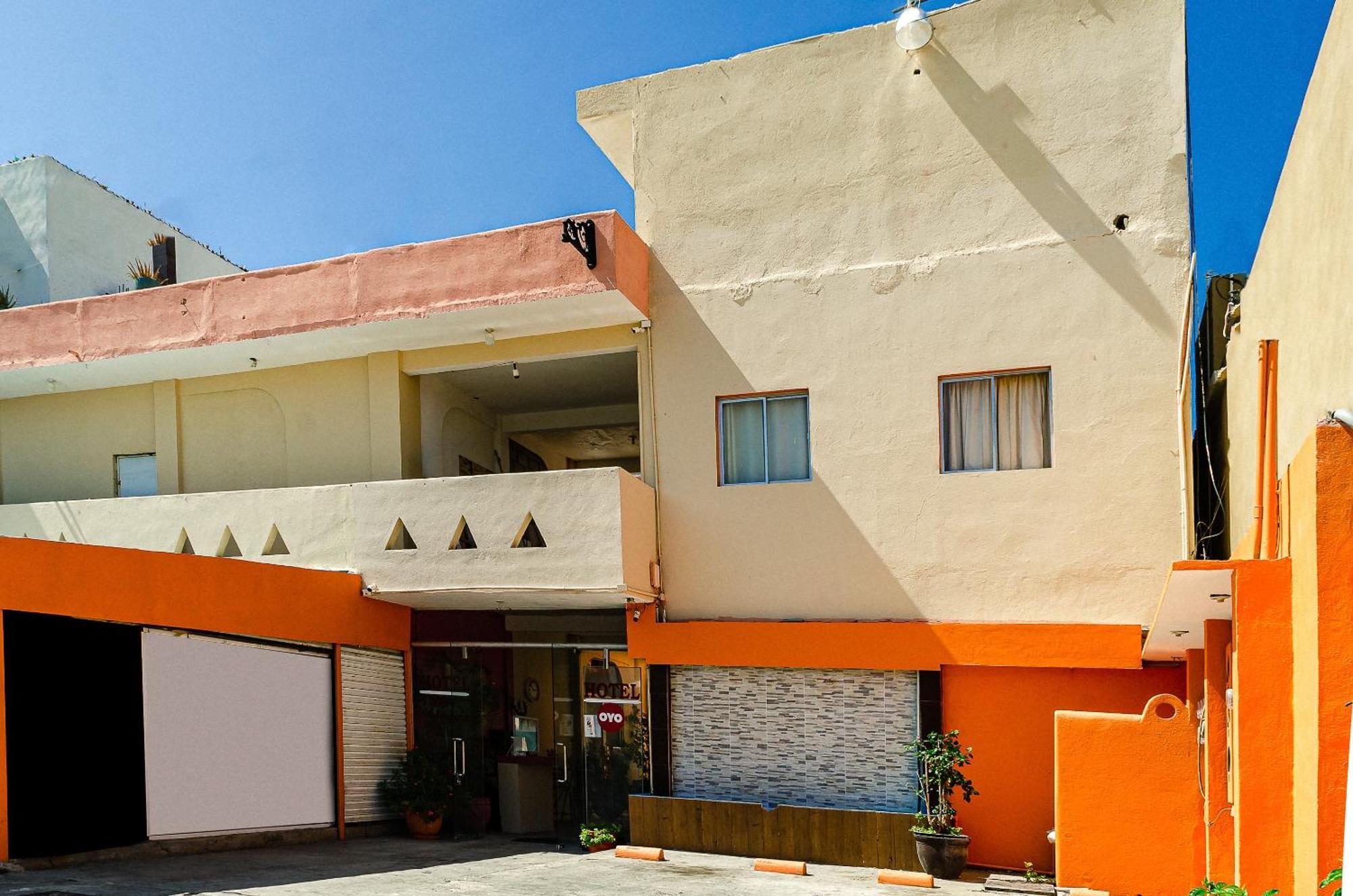 Oyo Cabo Del Sur, Hotel Cabo San Lucas