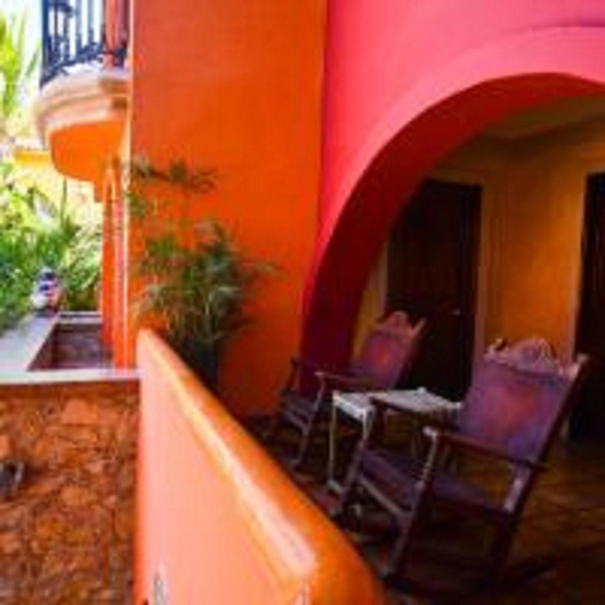 Collection O Casa Bella Boutique,