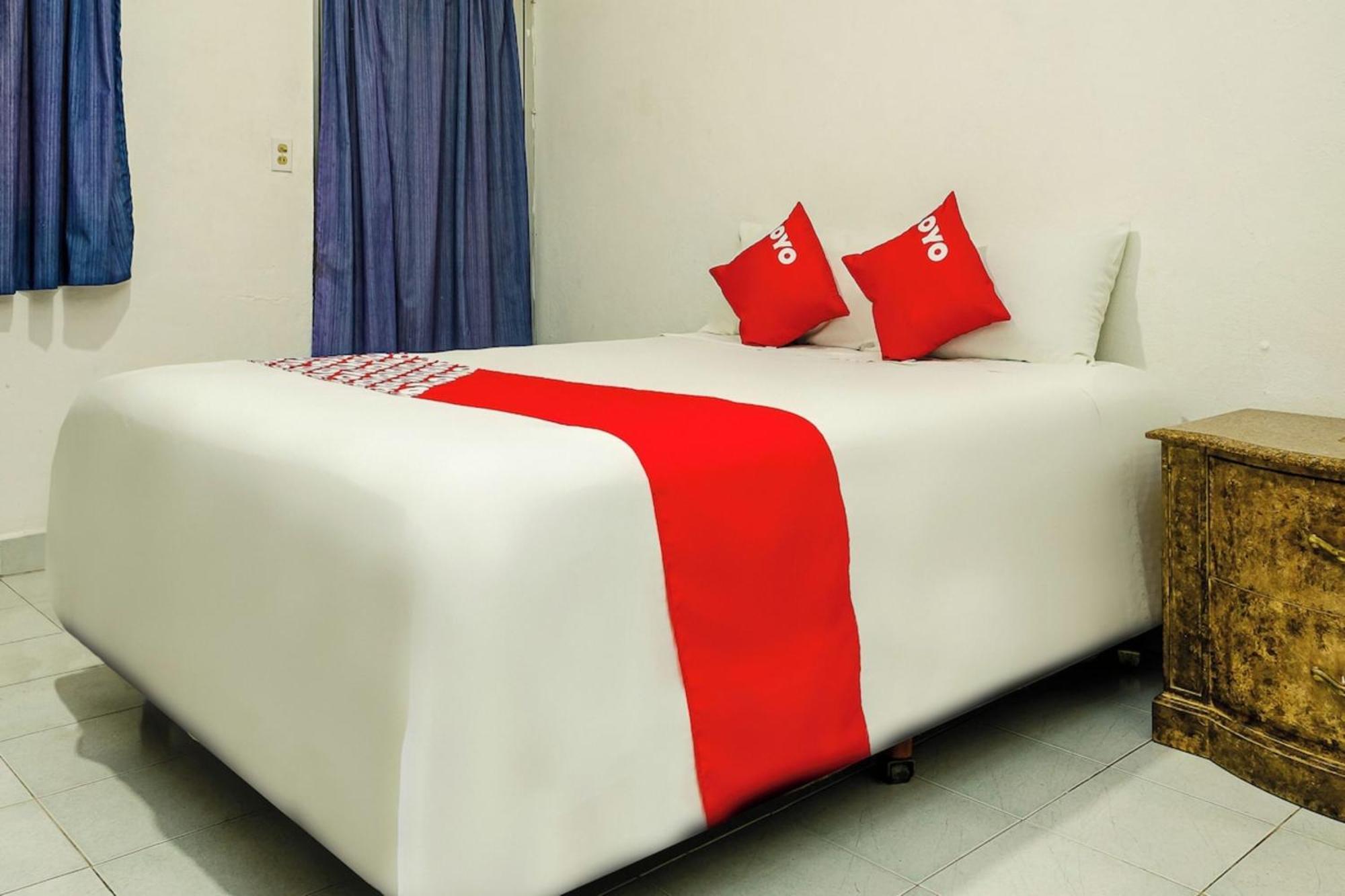 Oyo Cabo Del Sur, 4*