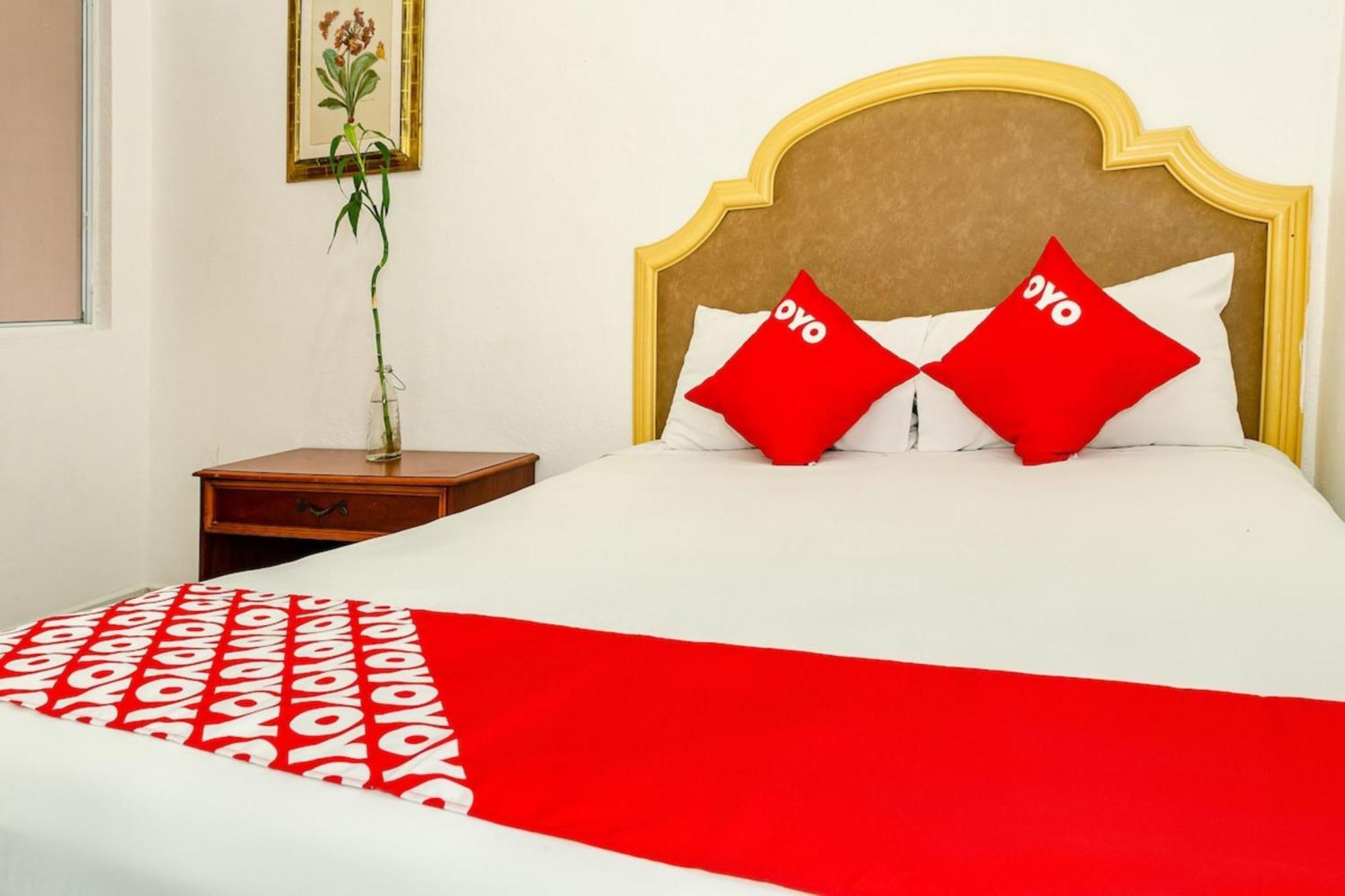 Hotel Oyo Cabo Del Sur, 4*