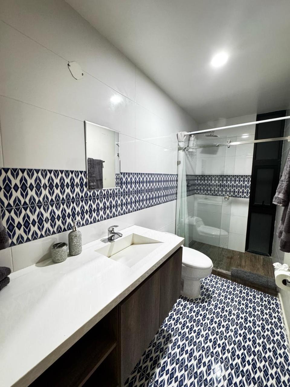 Apartamento Only 5 Minutes To Downtown With Beautiful View !