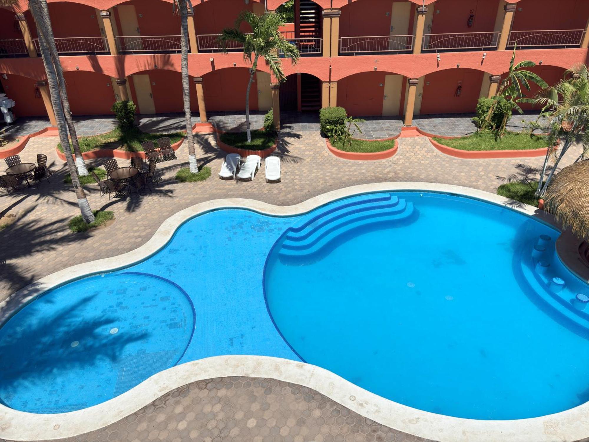 Real Cabos Hotel