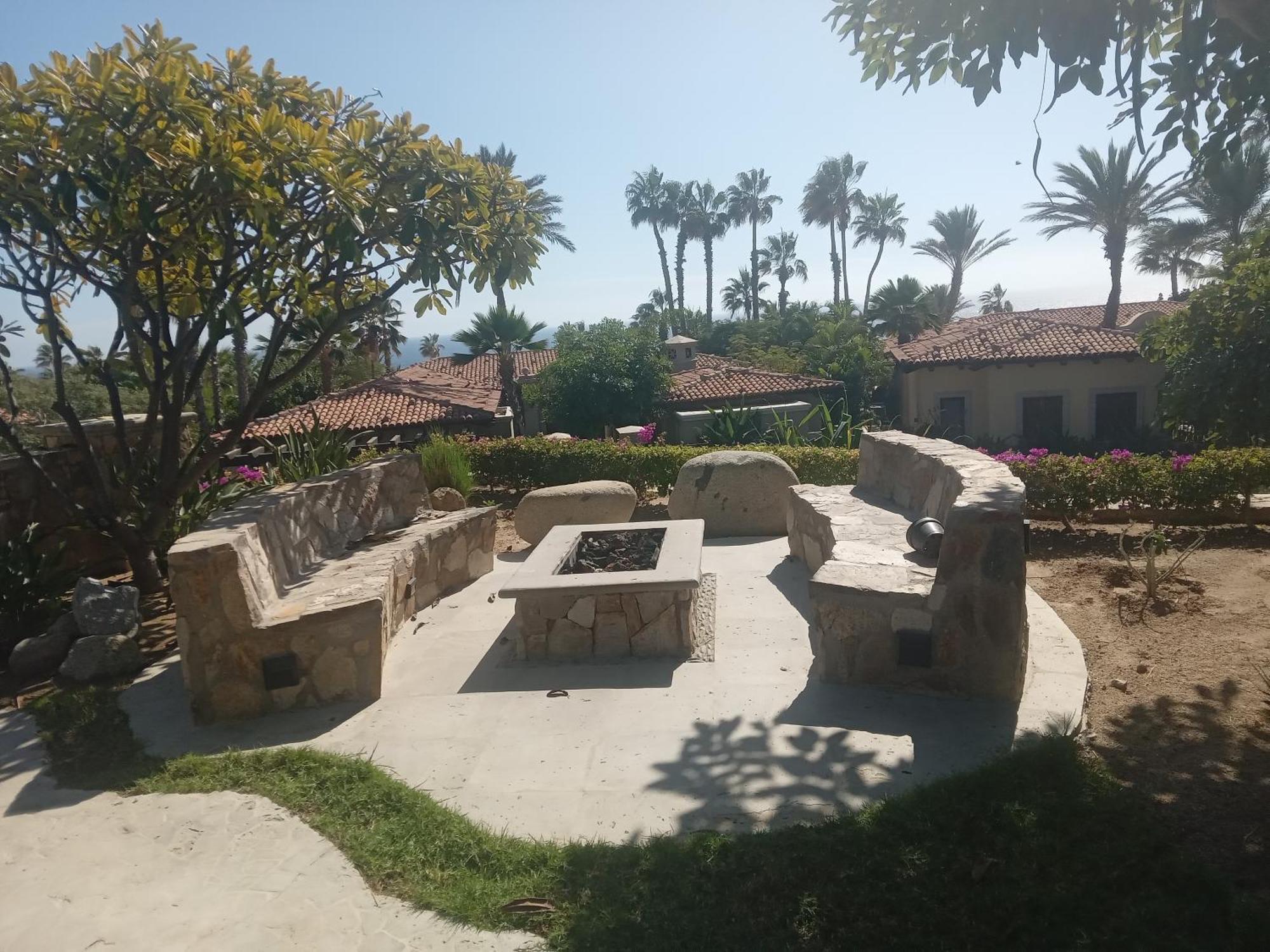 Hacienda La Ballena Resort