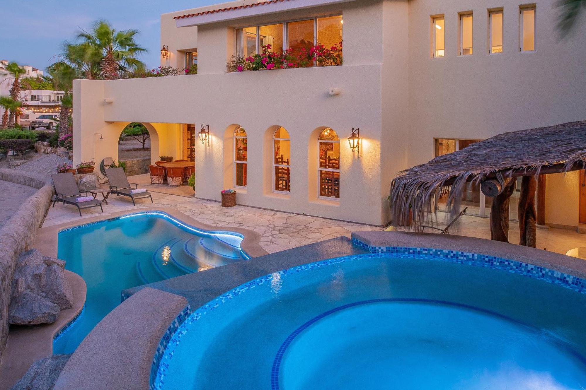 Villa De La Luz By Cabo