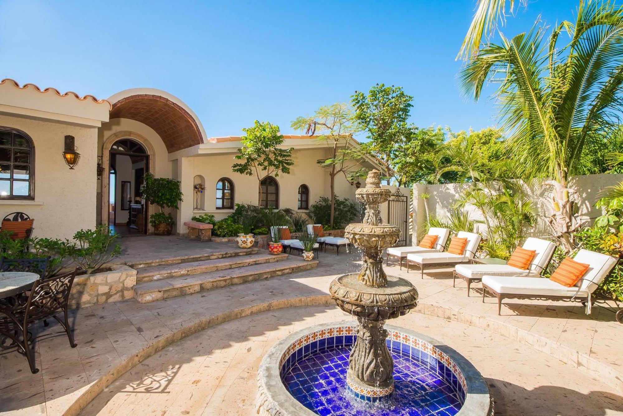 Hacienda Edith By Cabo * Cabo San Lucas