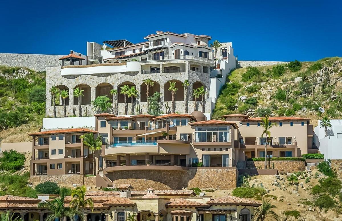 Azure, Cabos * Cabo San Lucas