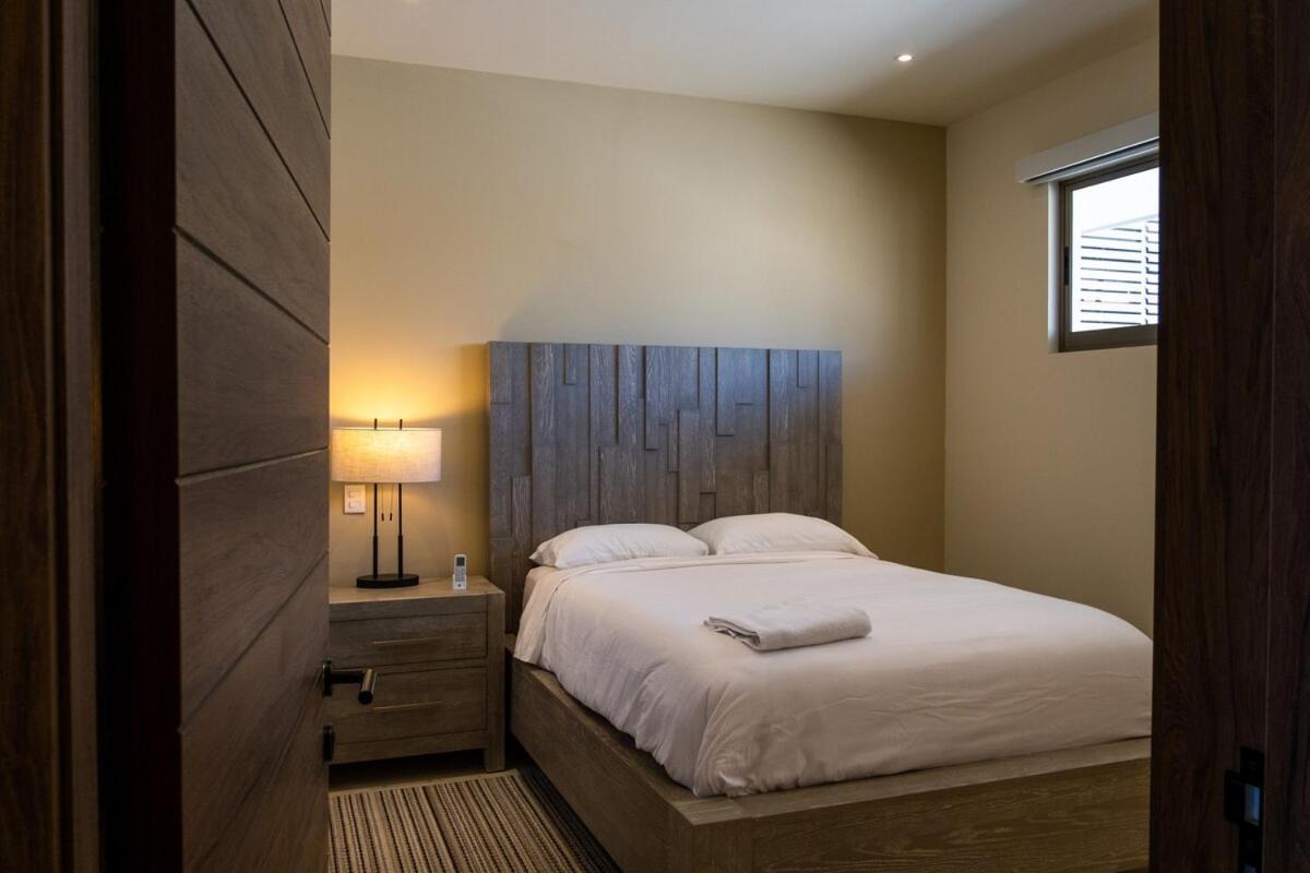 New Luxury In With Pool & Firetable Cabo San Lucas