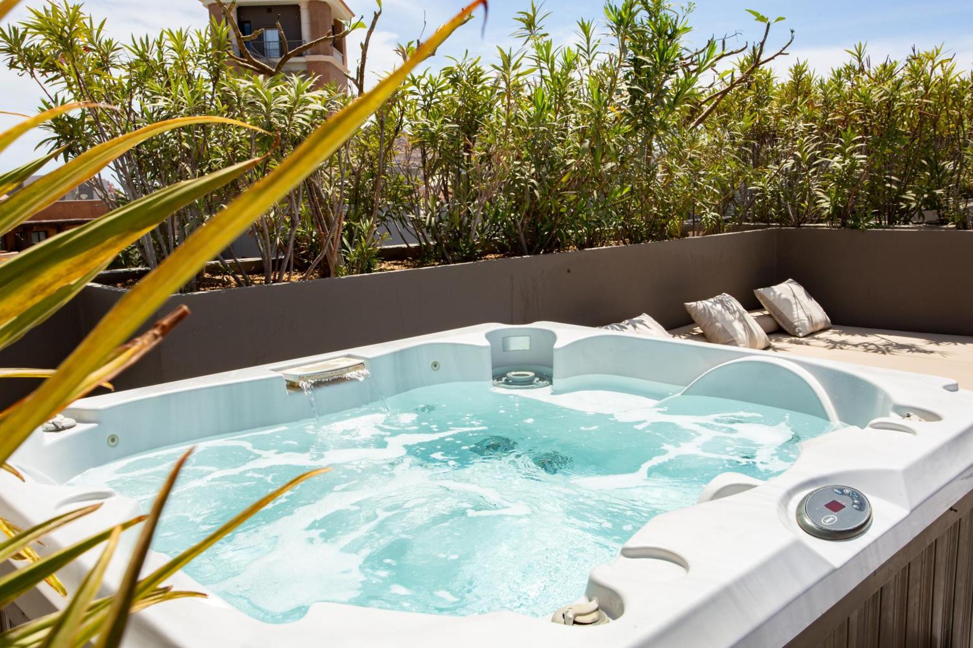 Apartment Marina 1br Sofabed Near With Private Jacuzzi *