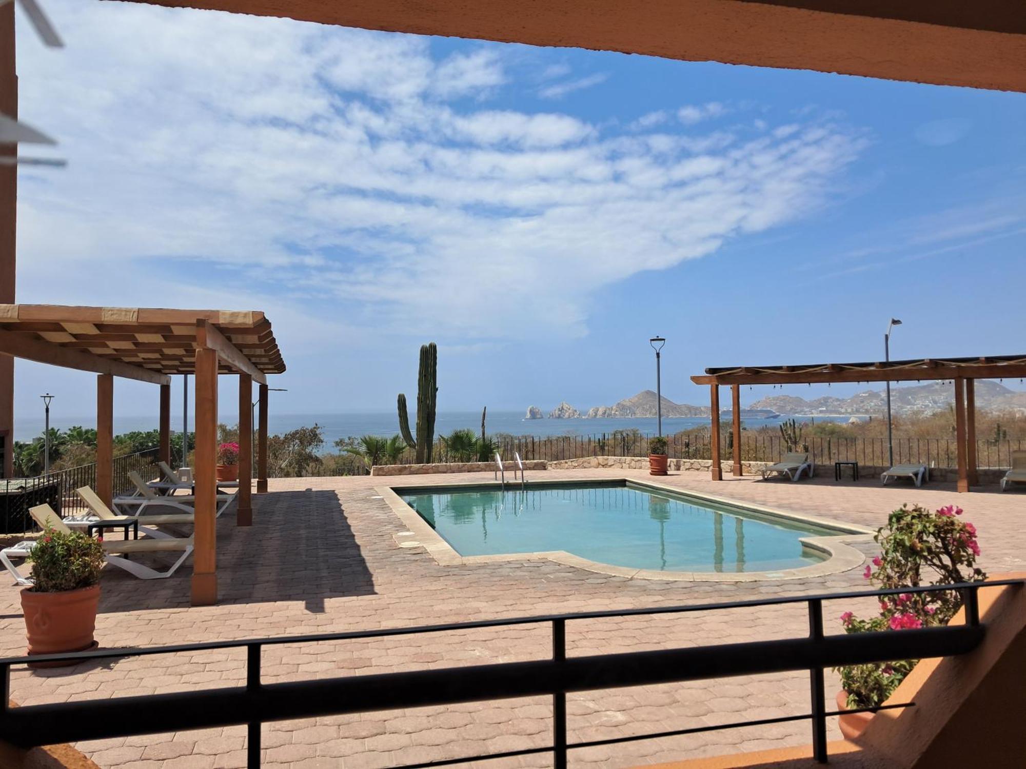 Sunny * Cabo San Lucas