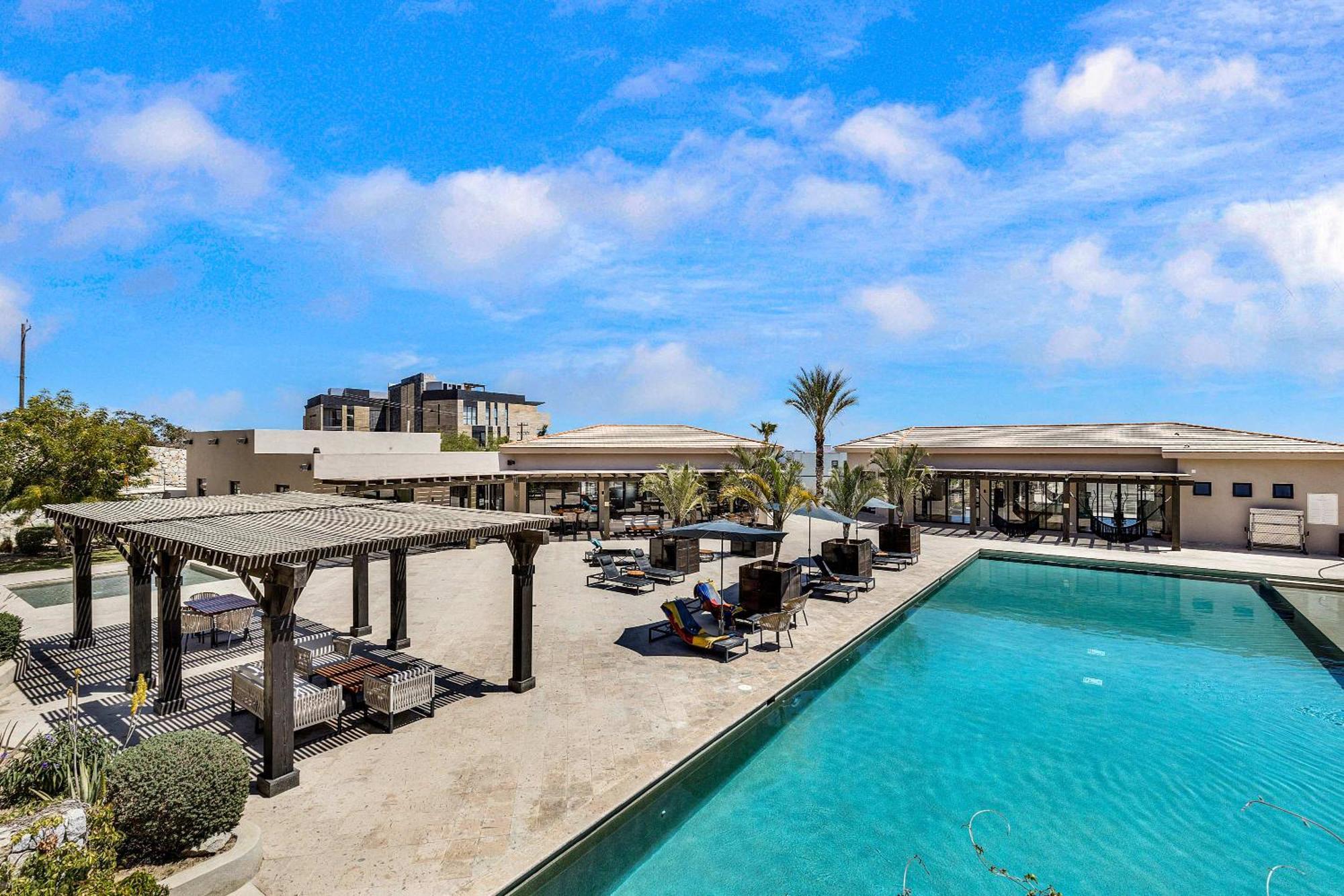 Cabo Ph Stunning Rooftop With Jacuzzi Apartment *