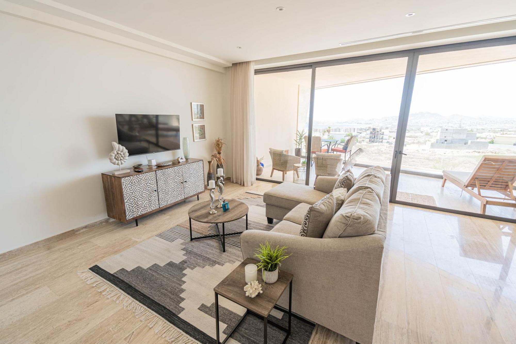 Mistiq Cabos Apartment