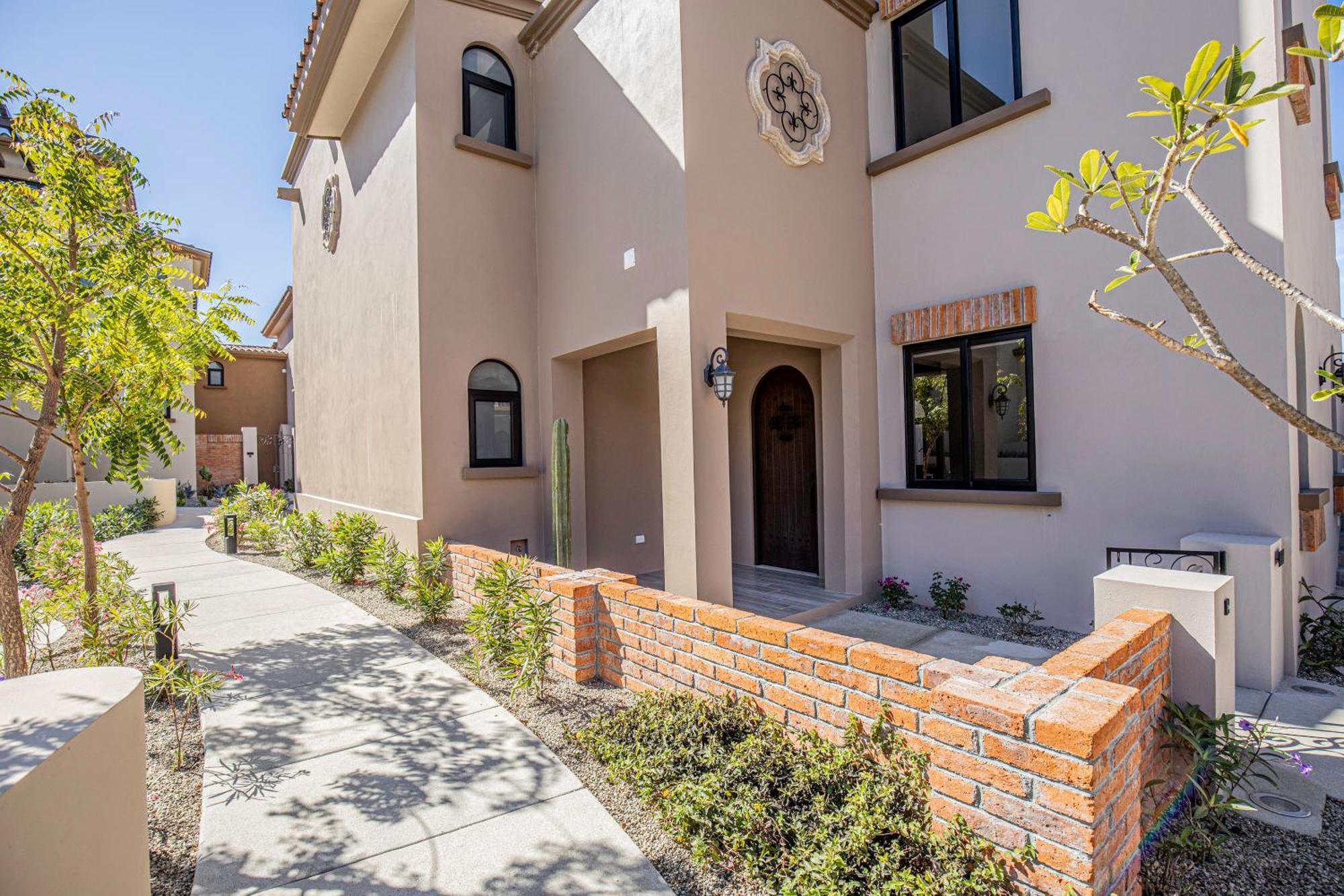 Secluded Retreat With 5-star Amenities