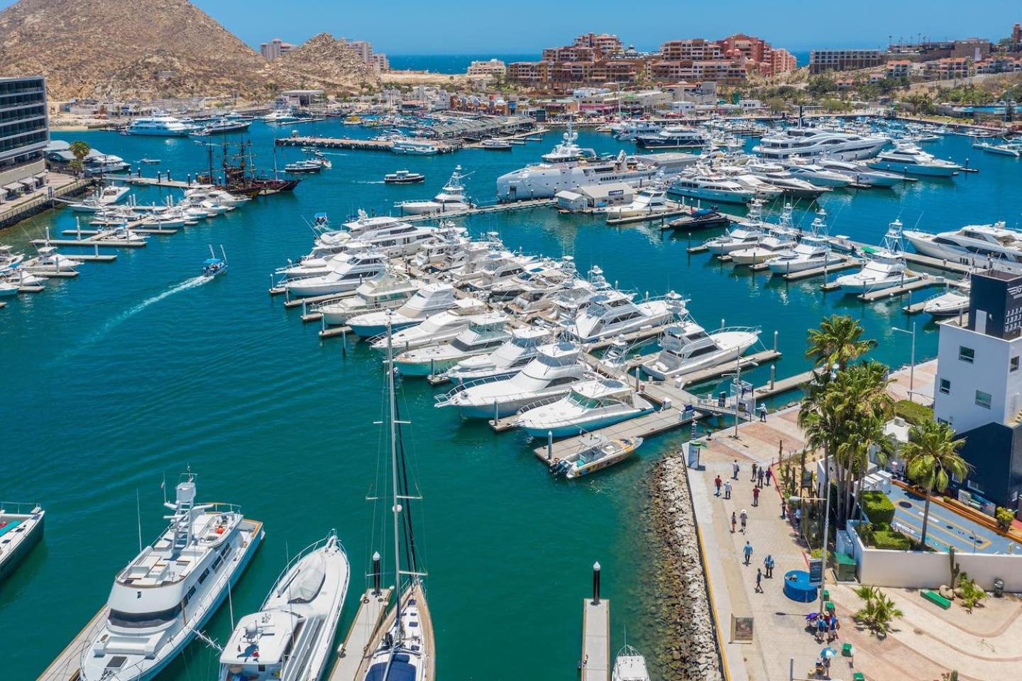 2 Bedroom At Cabo Marina Private Jacuzzi & Grill * Cabo San Lucas