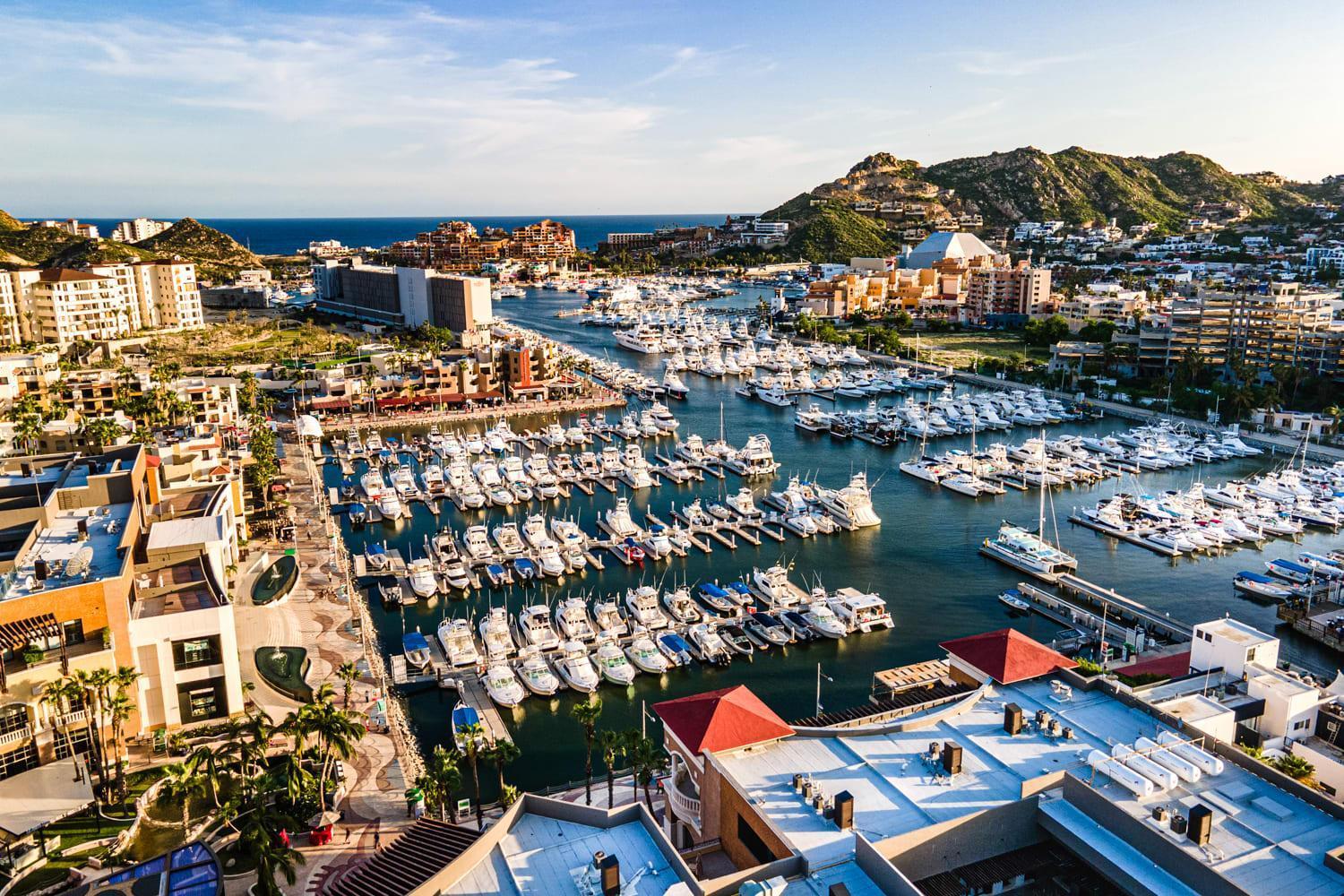 Hot Spot Overlooking Cabo Marina Private Terrace Сasa de vacaciones Cabo San Lucas