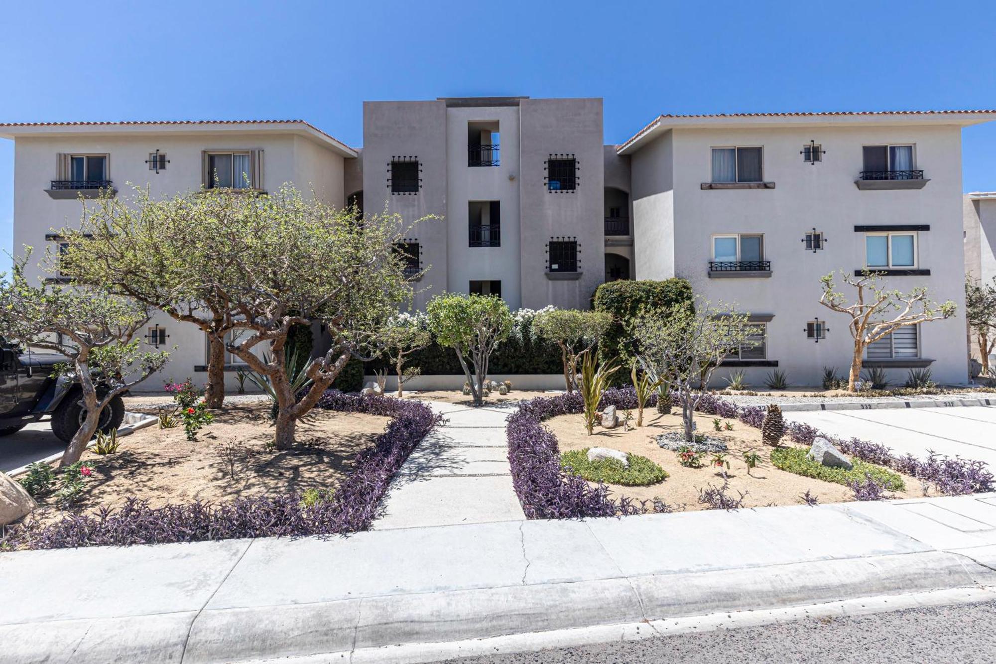 Exquisite 2 Bedroom In Tezal Ocean Views & Amenities