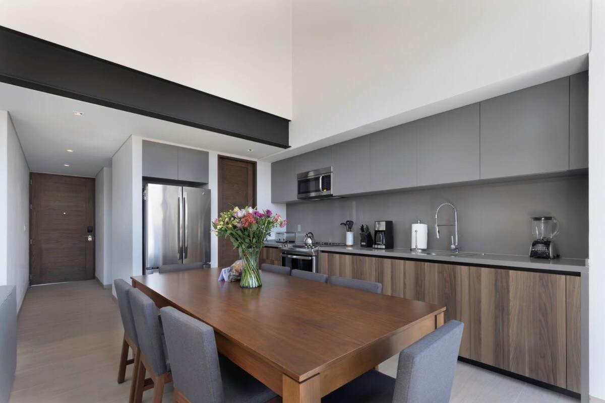 Cabo Marina 3 Bedroom Loft Walk To Medano Holiday home *