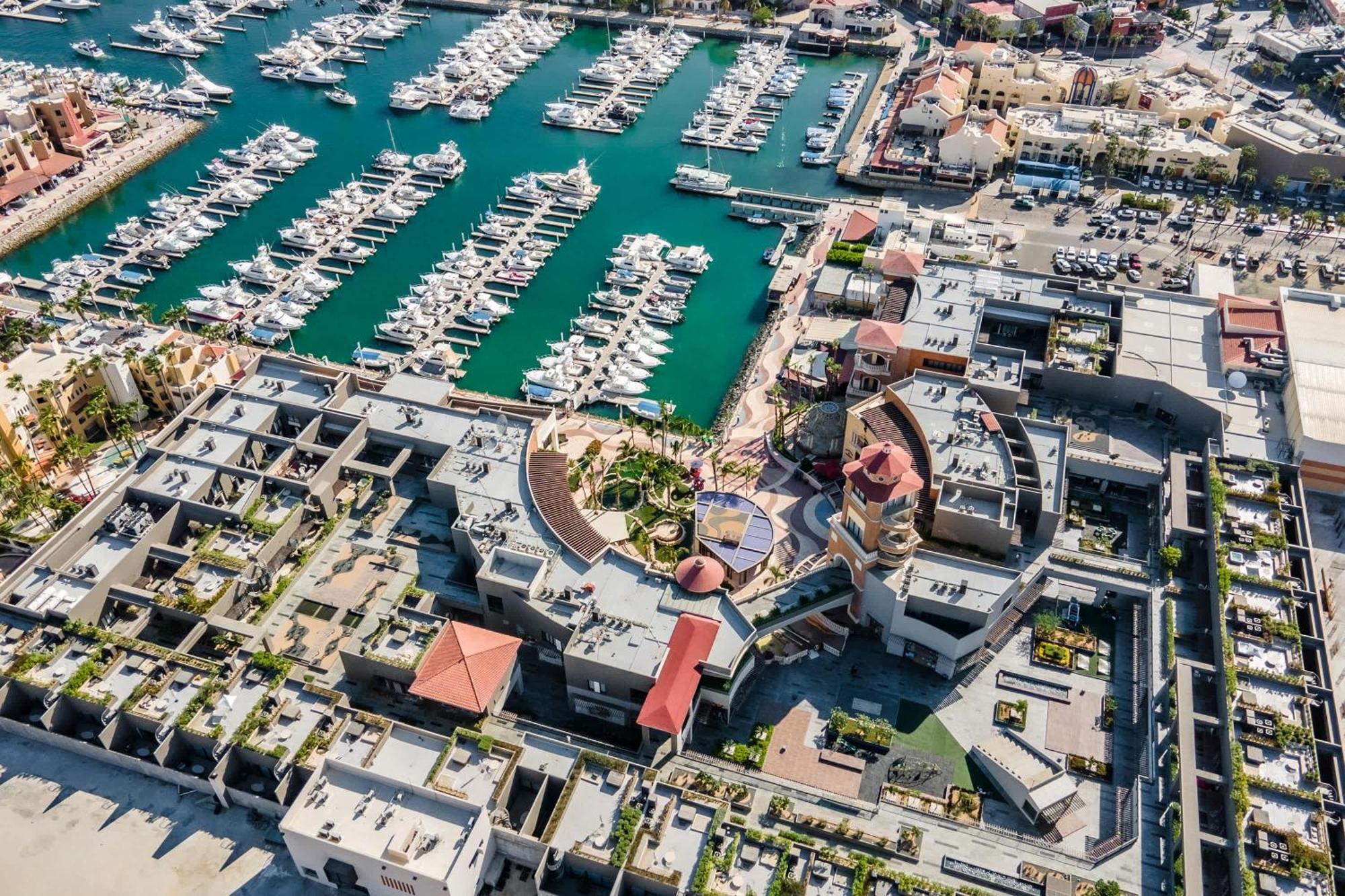 Location In Cabo Marina Private Rooftop Sleeps 8 *