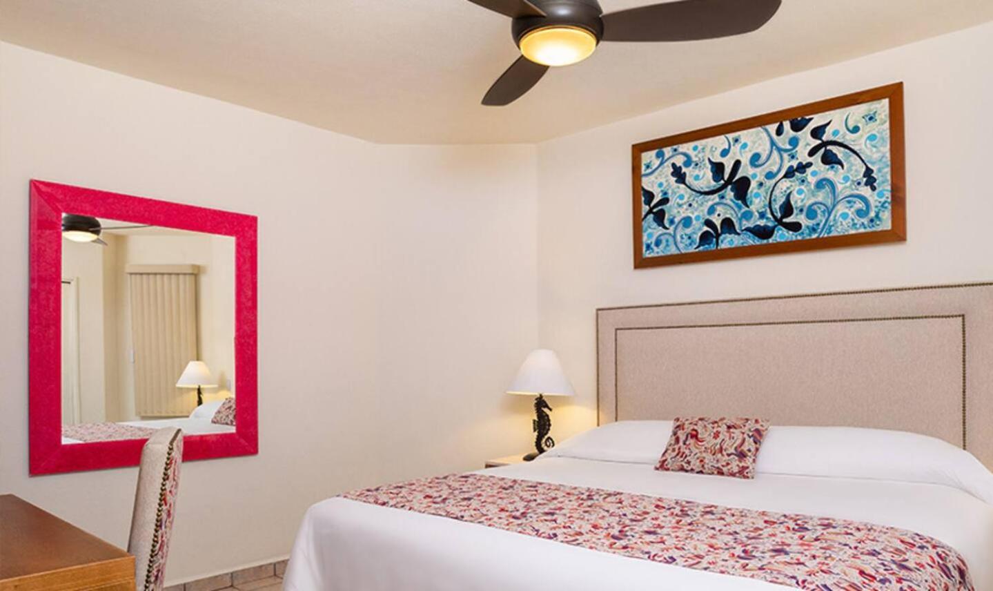 Resort Del Palmar Cabos, Elite Luxe Member Units By Stephen Ostler *