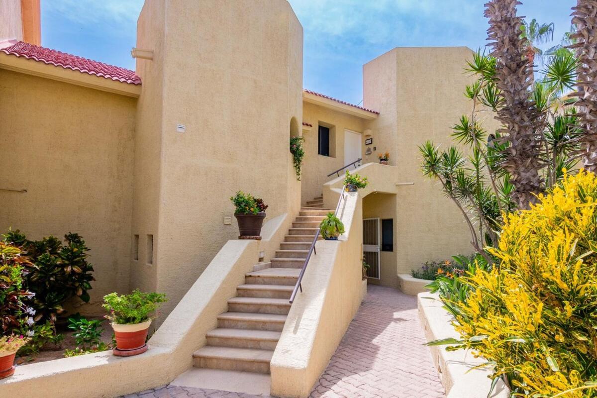 Apartment Casa Del Mar- Oceanview, Walk To Dining And Beach!