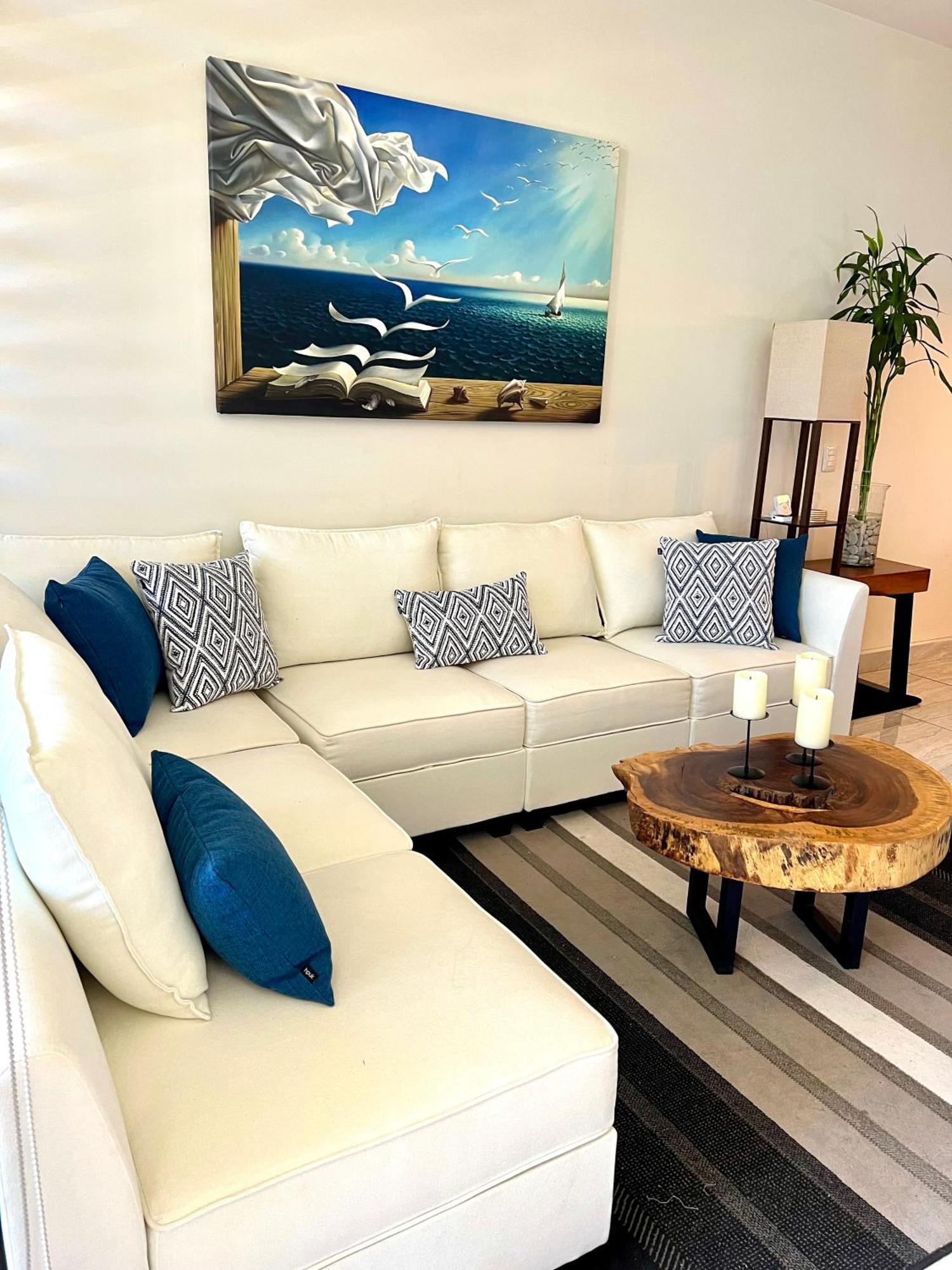 Cozy Get Away With An Incredible Marina Bay View! Cabo San Lucas