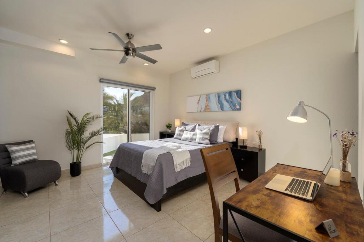 Cozy Get Away With An Incredible Marina Bay View! Cabo San Lucas