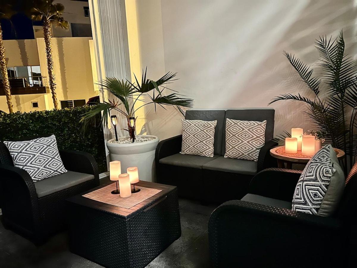 Cozy Get Away With An Incredible Marina Bay View!