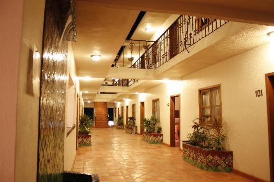Hotel Cabo Cush