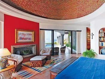 La Favorita Hotel Cabo San Lucas
