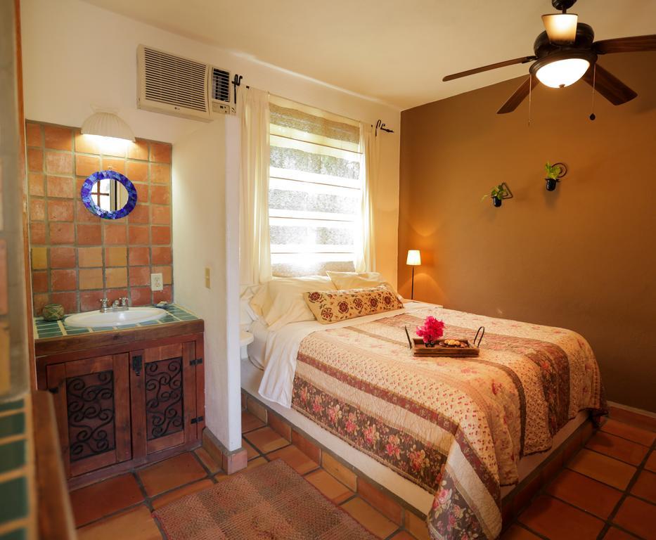 Hotel The 4*