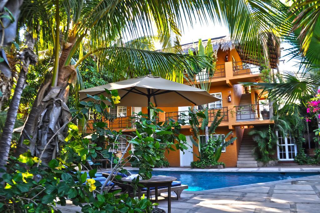 Hotel The 4*