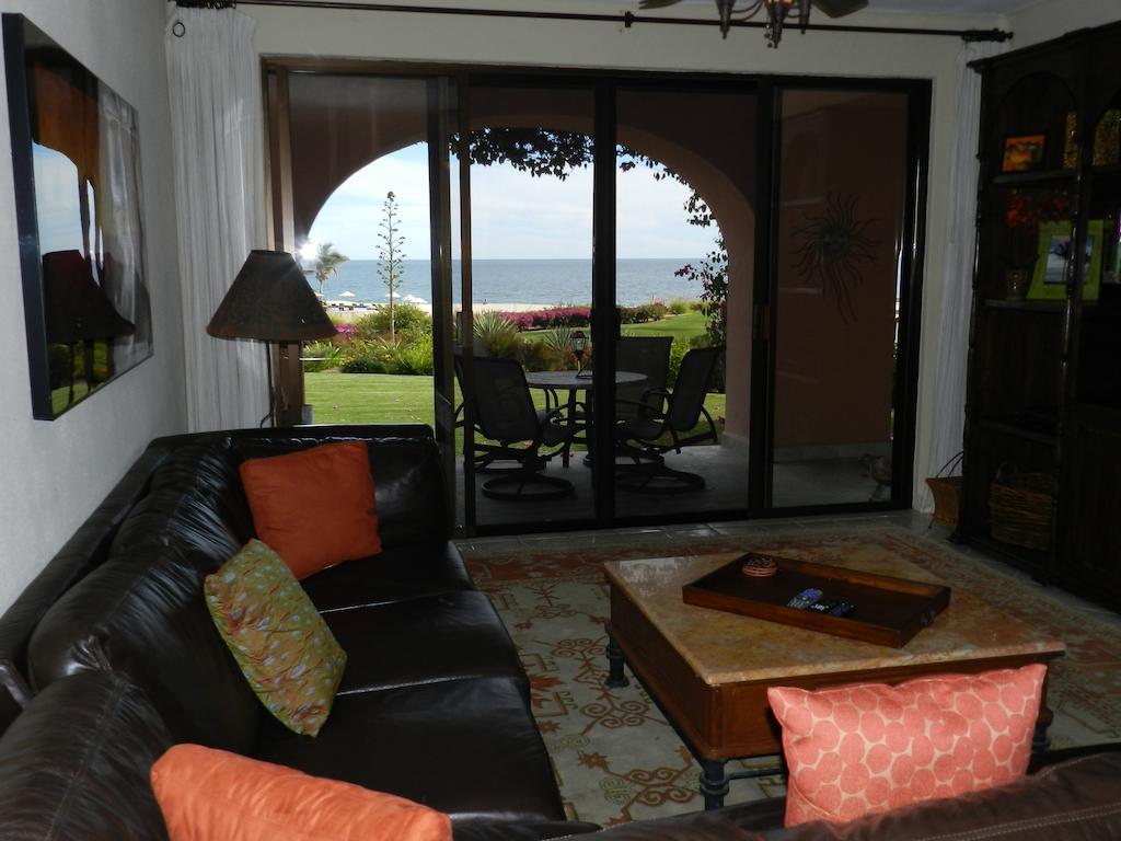 Apartment La Tortuga - Ocean Front *