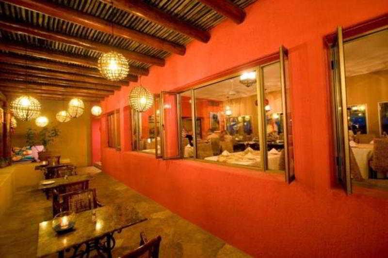Hotel Patios 4*